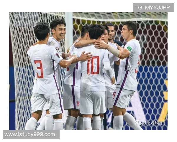 东京足球队迎战长崎队激战J联赛争夺季后赛名额的关键之战 东京足球队迎战长崎队激战J联赛争夺季后赛名额的关键之战