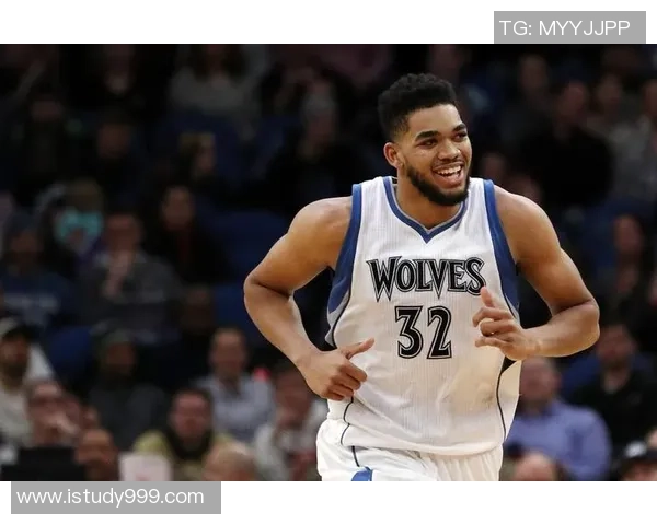 卡尔安东尼唐斯在NBA赛场上的崛起与未来发展潜力分析 卡尔安东尼唐斯在NBA赛场上的崛起与未来发展潜力分析